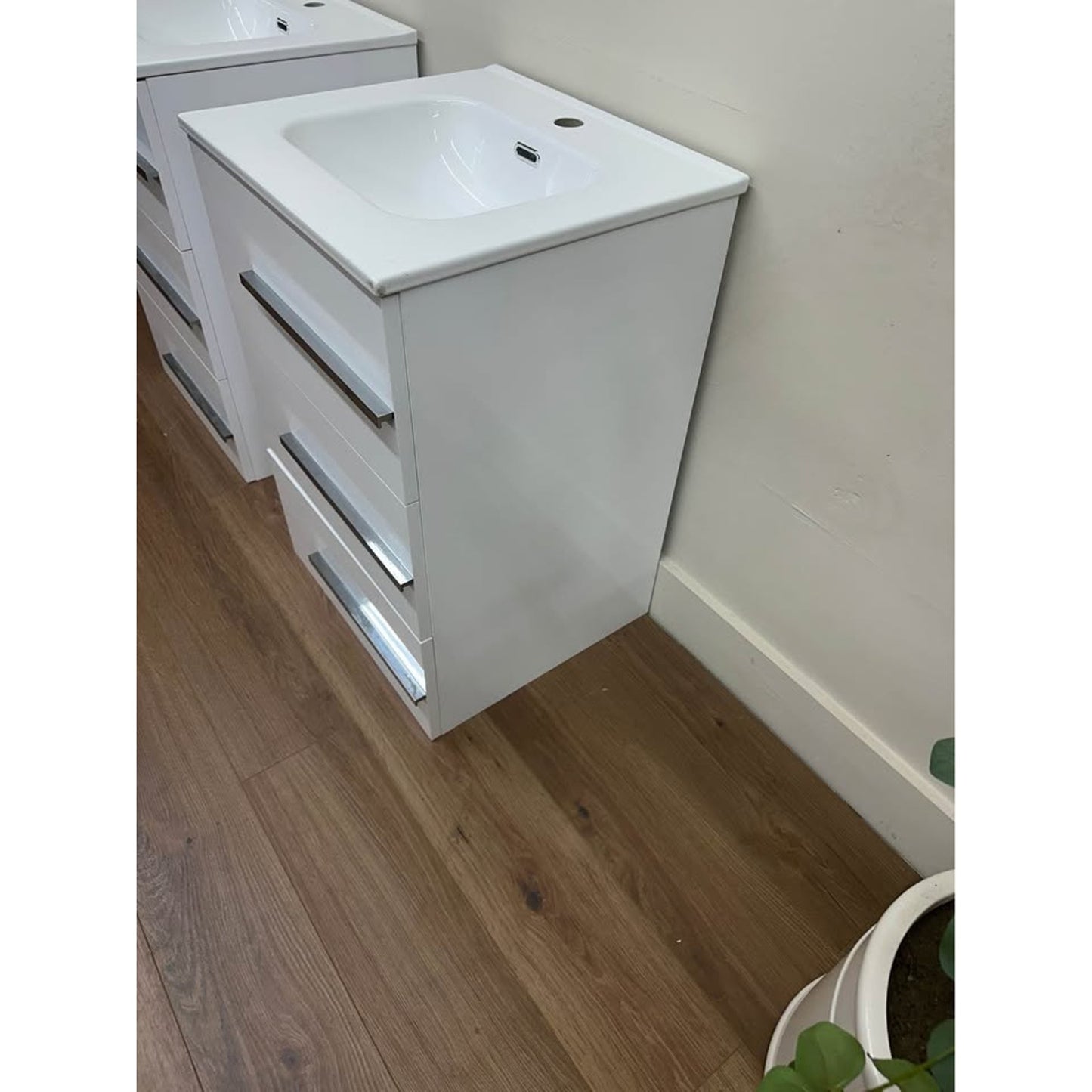 Marlaya 20" High Gloss White Silver Accents Bathroom Vanity w/Sink Set of 2