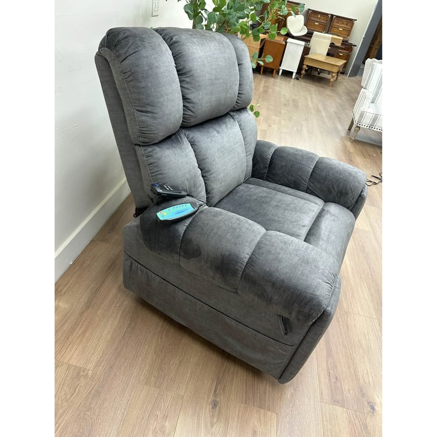 Irving Lift Assist Power Recliner-GREY Cup Holder NEW Karat Home