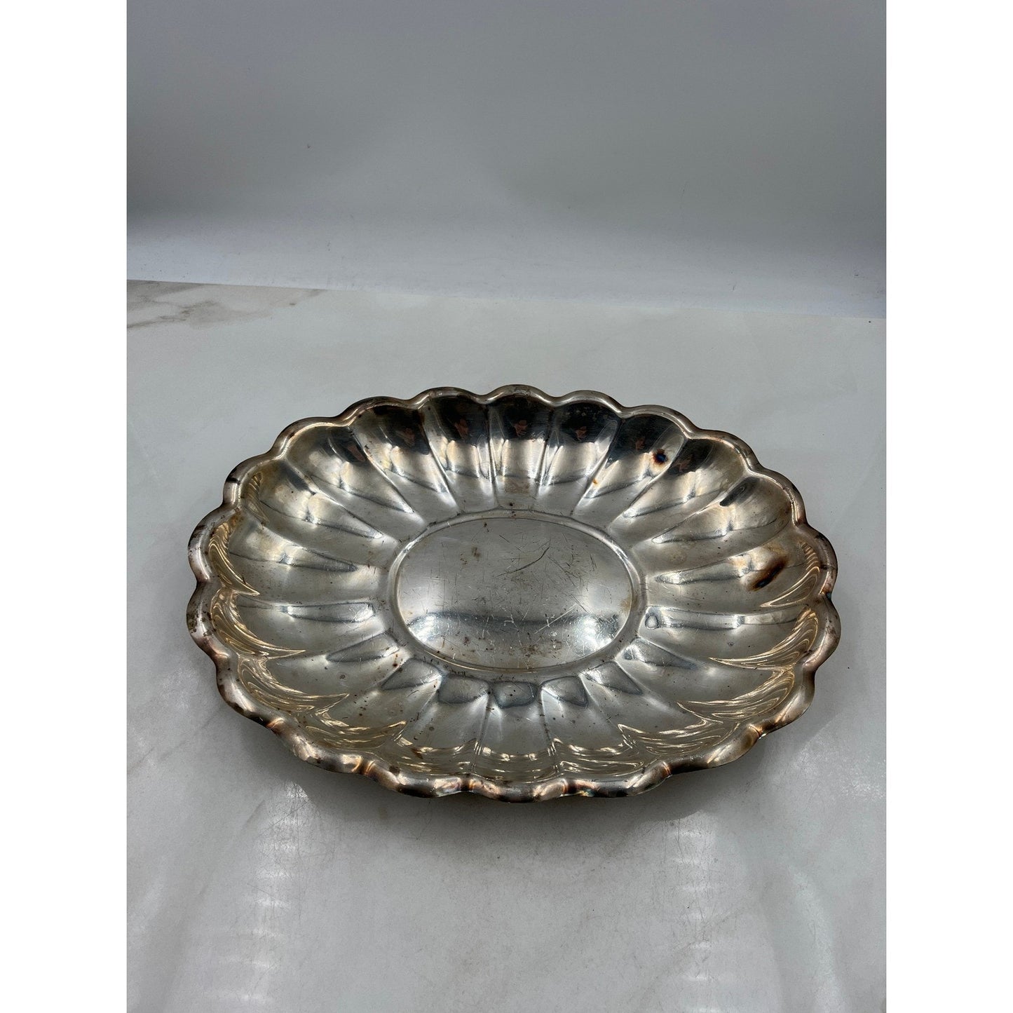 Reed & Barton Silver Plated Scalloped Edge Serving Dish 110