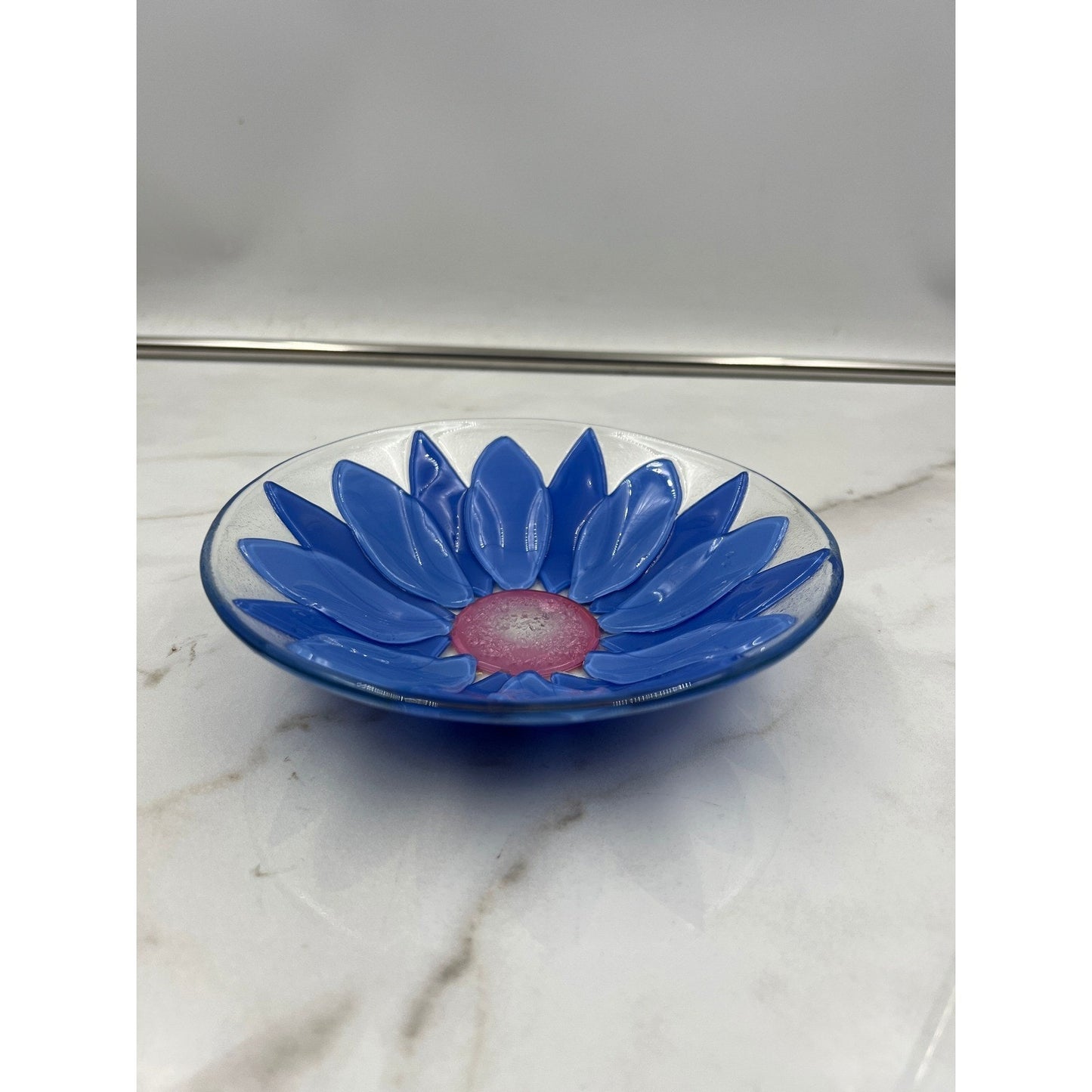 Villeroy & Boch Flora Vitrum 6 3/4" Bowls Blue Cornflower Fused Glass