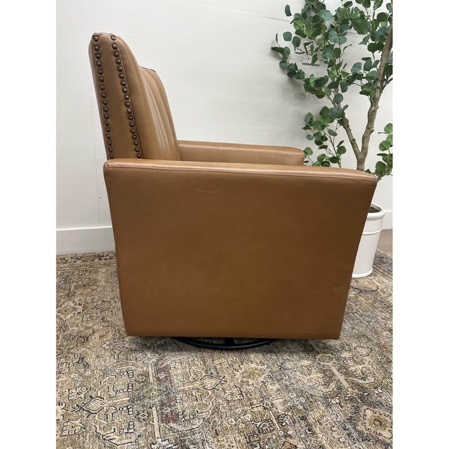 Kalai Genuine Leather Swivel Chair-CAMEL Color Nail Head Trim Arm Chair New Karat Home