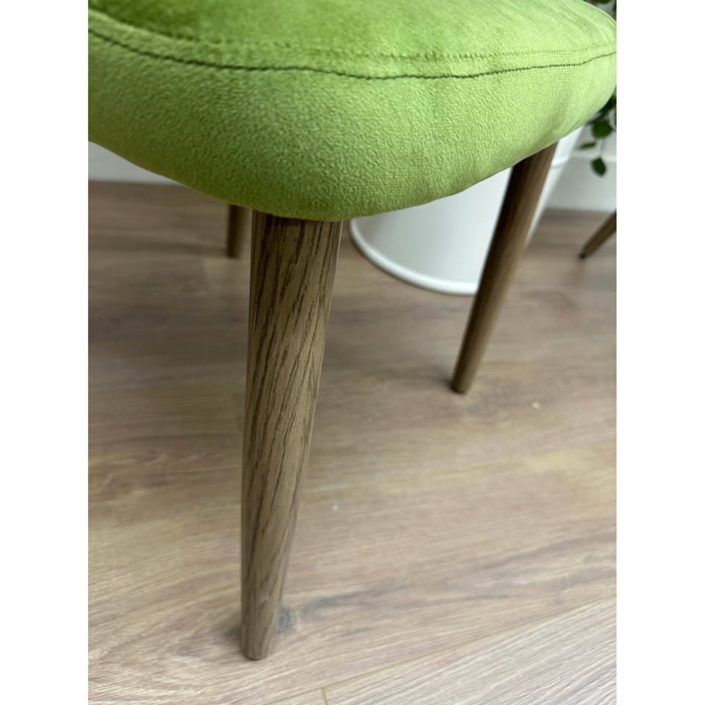 Dining Chairs Kitchen Chairs Green Velvet Set of 2 NEW Karat Home