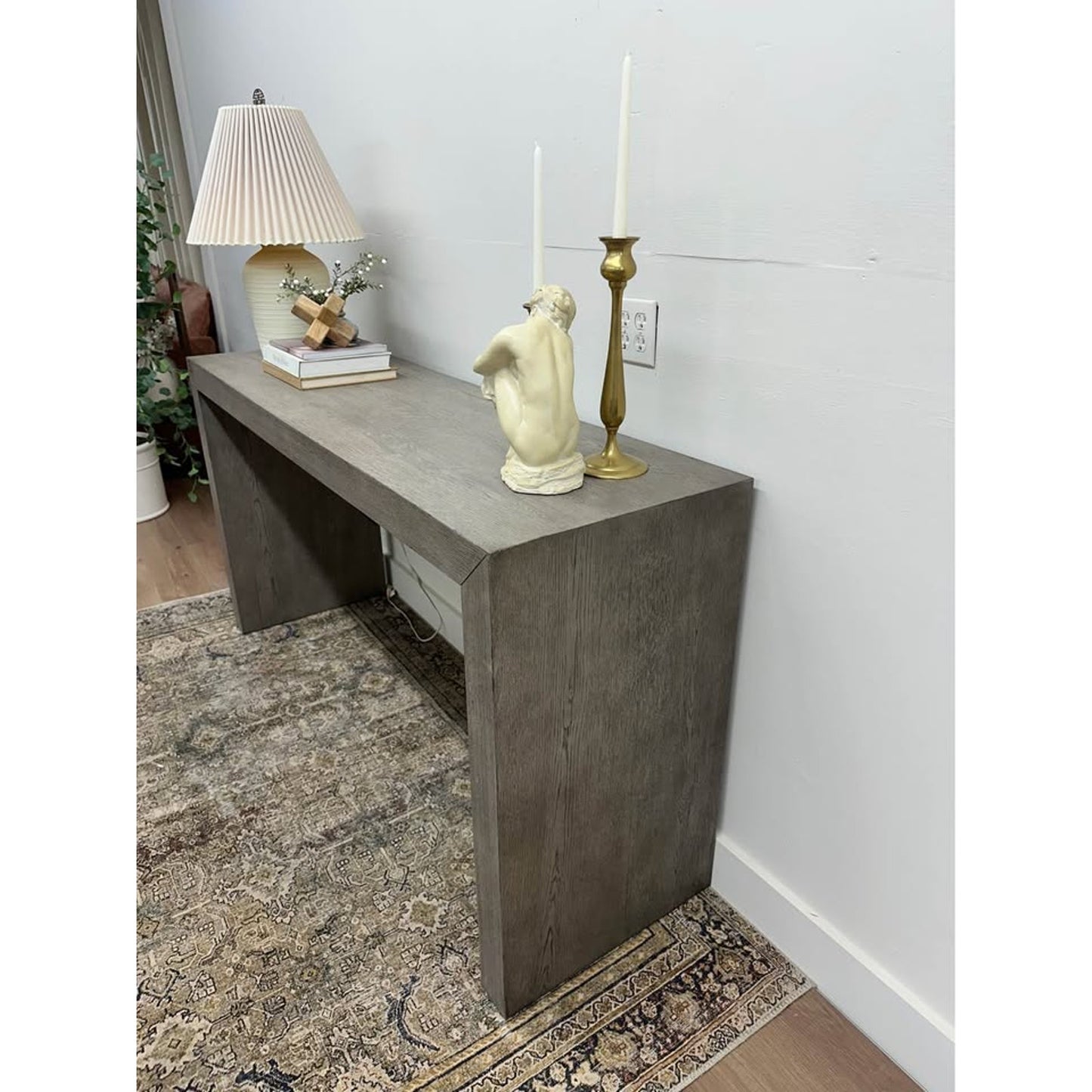 Linville Falls Chimney View Console Table Hooker Furniture Smoked Gray Tone Wood Finish