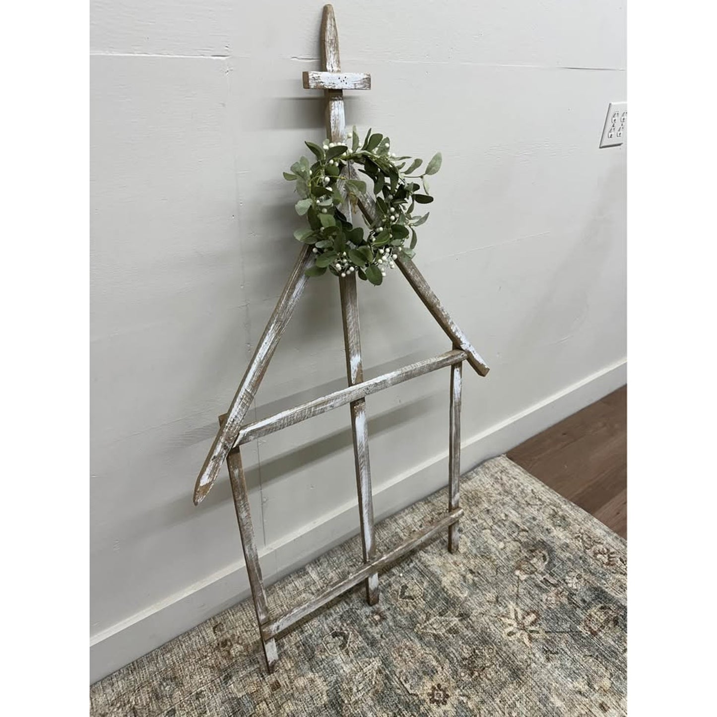 Distressed Farmhouse-style Wooden Church Chapel Window Frame Wall Decoration