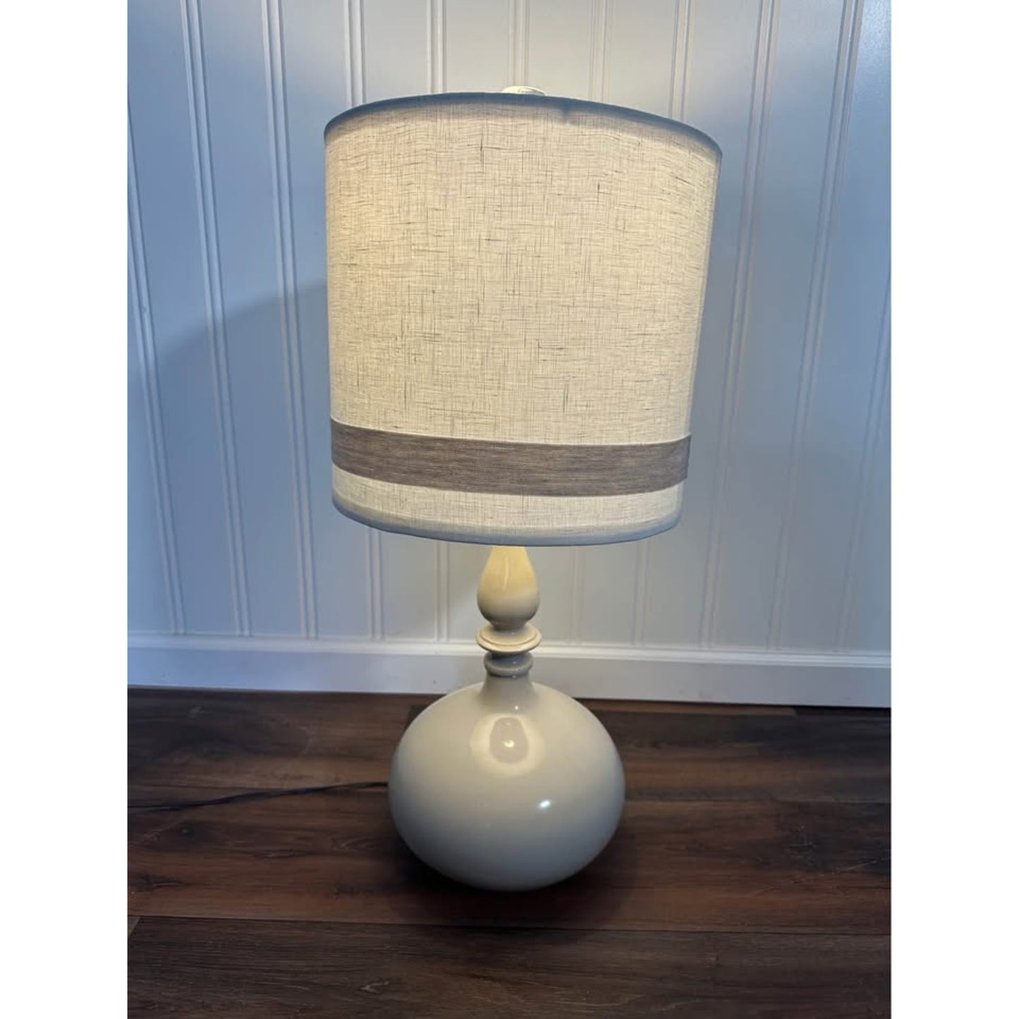 Gray Turned Farmhouse Resin Table Lamp White Shade Gray Band