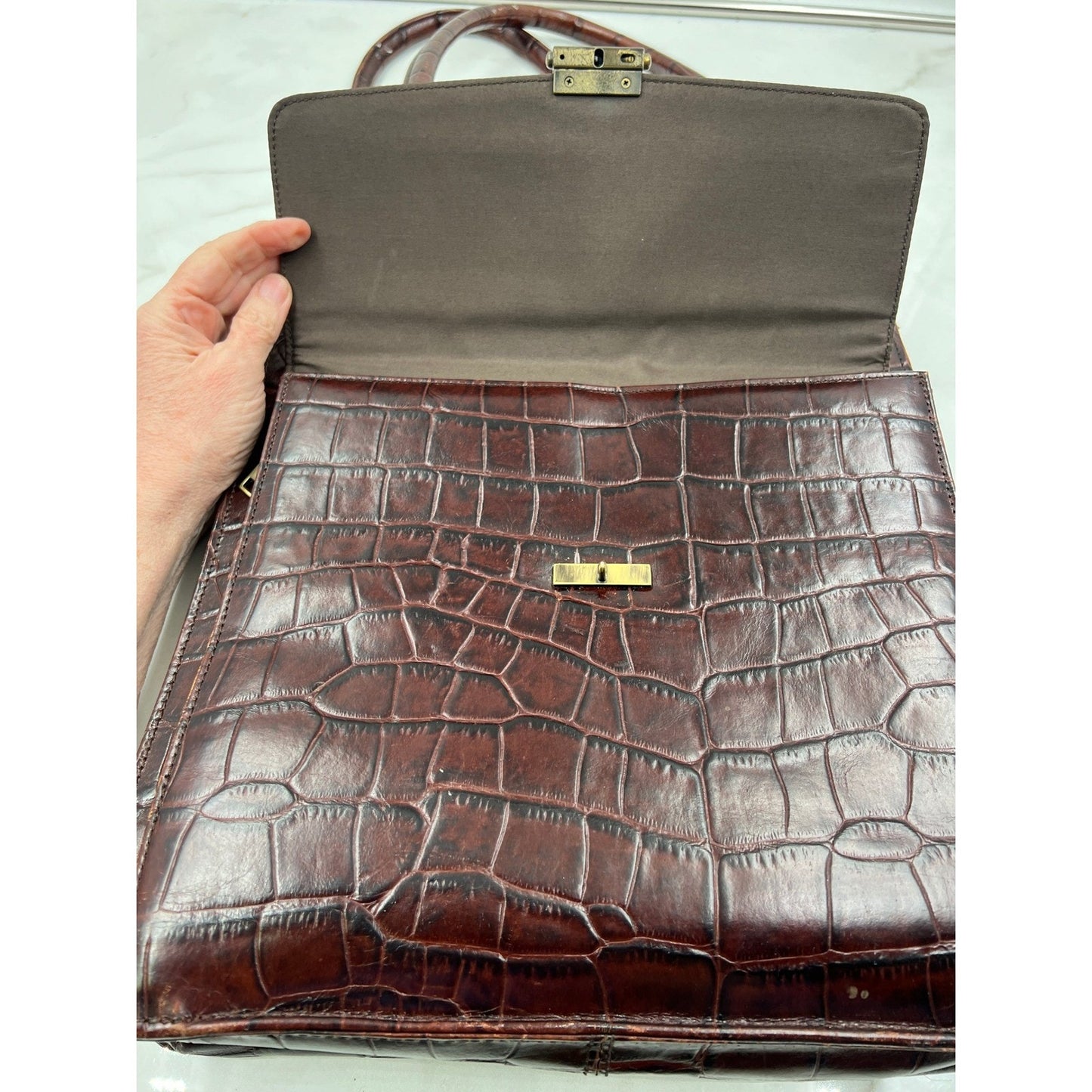 VTG Wilsons Brown Crocodile Embossed Leather Tote Bag Structured Shoulder Purse