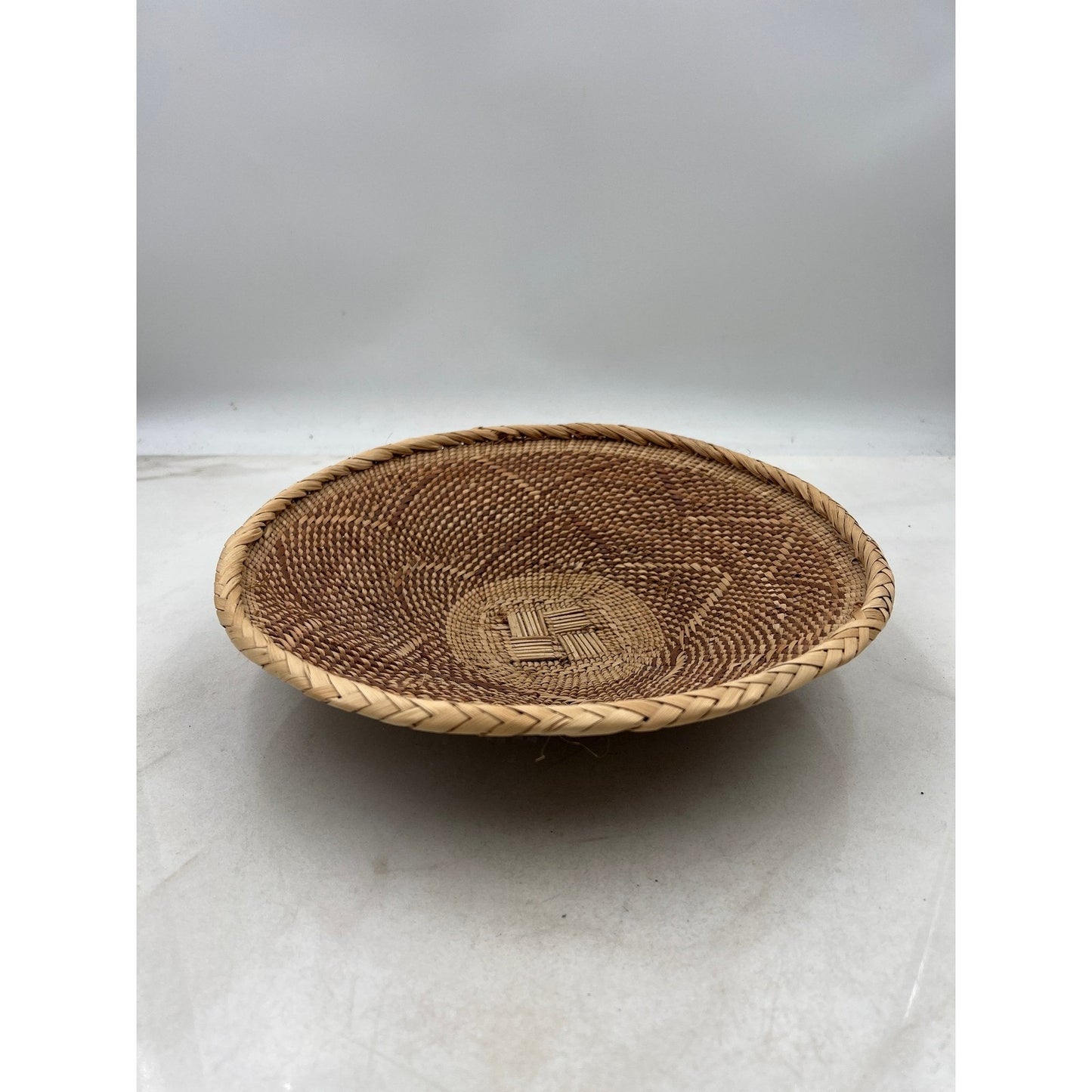 VTG Hand Woven Bowl Tray Zimbabwe Natural Fiber Round Decorative
