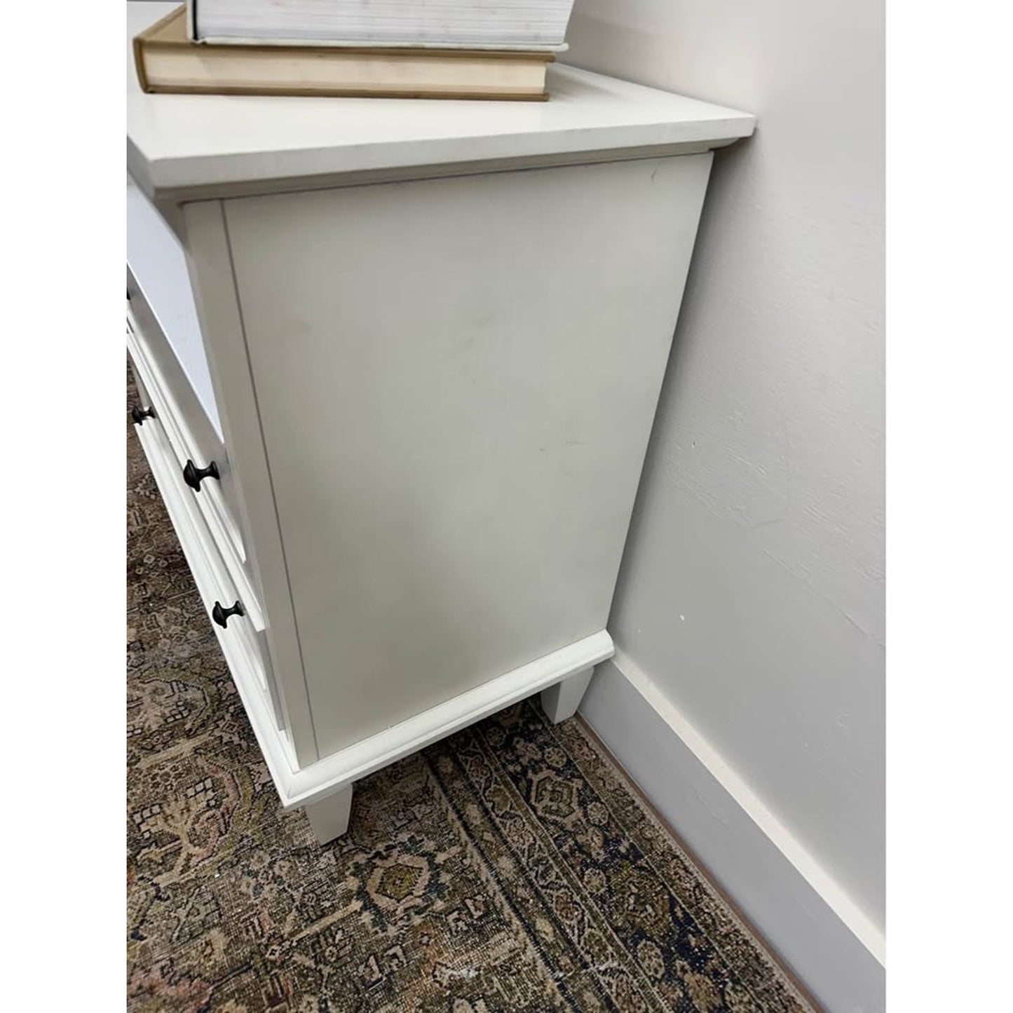 Davide 2 Drawer Nightstand Solid Wood End Table Chest Creamy White W/Charging Station