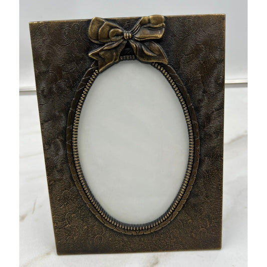 Picture Frame Vintage Bronze Tone Metal Bow Oval Textured Swirl Tabletop 6.5x5