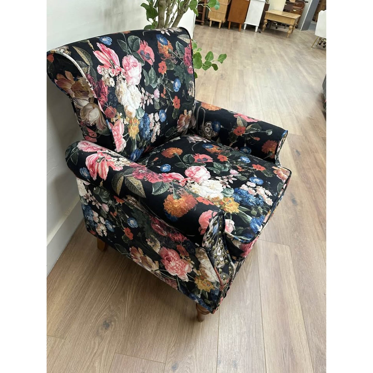 Araceli Armchair-BLACK Floral Archair Nail Head Trim NEW Karat Home