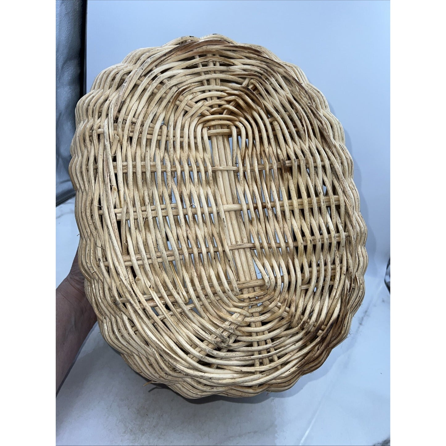 PRIMITIVE Vintage WOVEN Rattan Oak Splint EGG GATHERING BASKET Handle