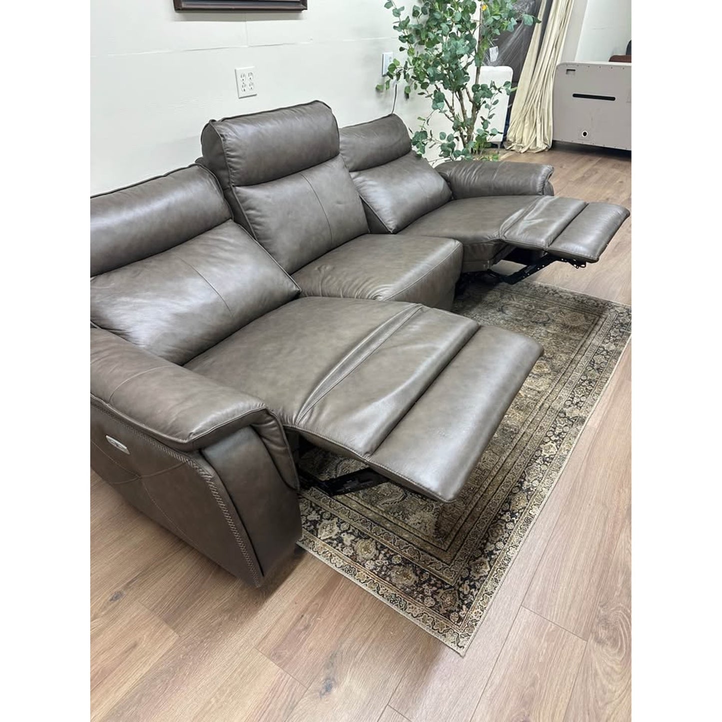 Enjolie Modern Sofa Couch Brown Top Grain Leather Power Recline Adjustable Headrests USB Charging