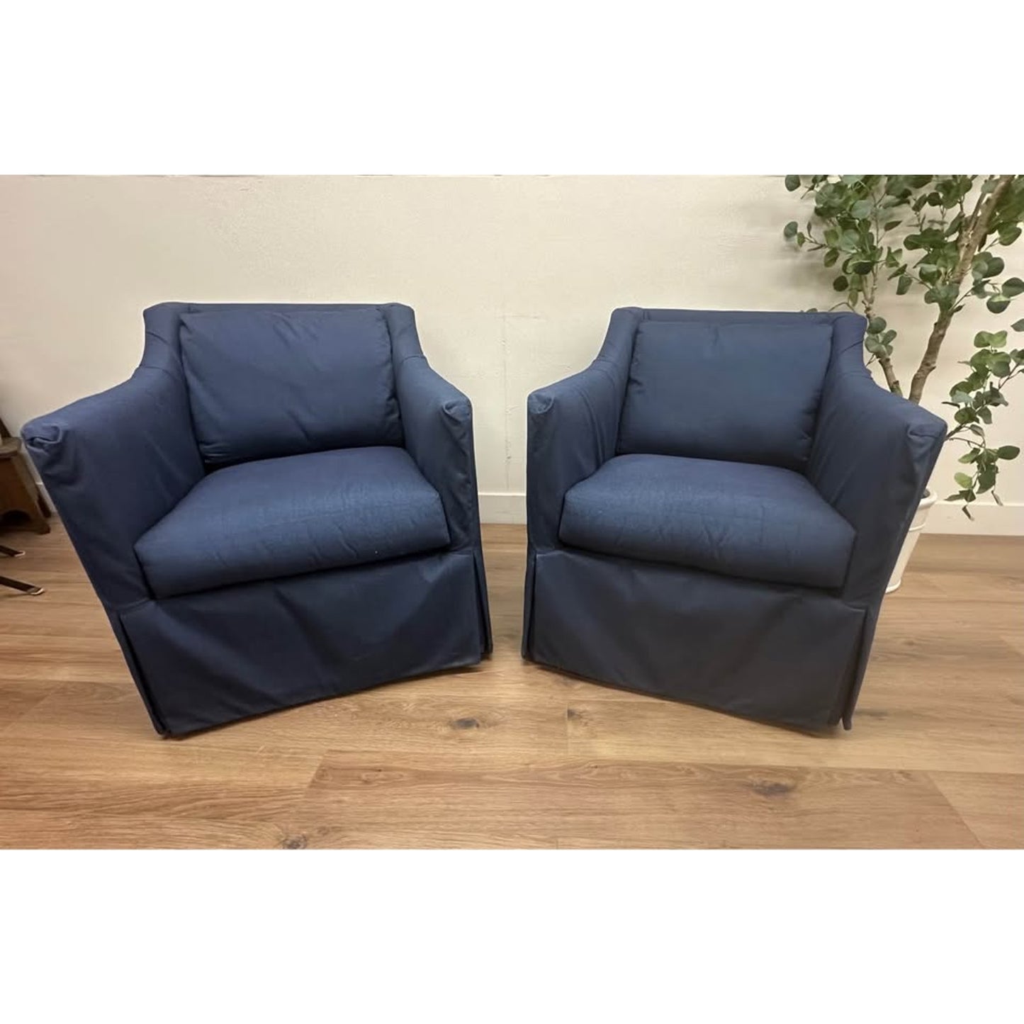 Indoor Outdoor Lounge Arm Chair Navy Blue Slipcover Swivel Set of 2