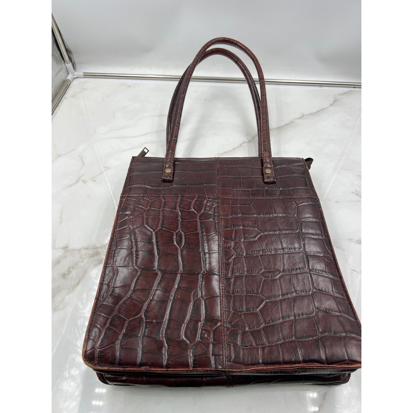 VTG Wilsons Brown Crocodile Embossed Leather Tote Bag Structured Shoulder Purse