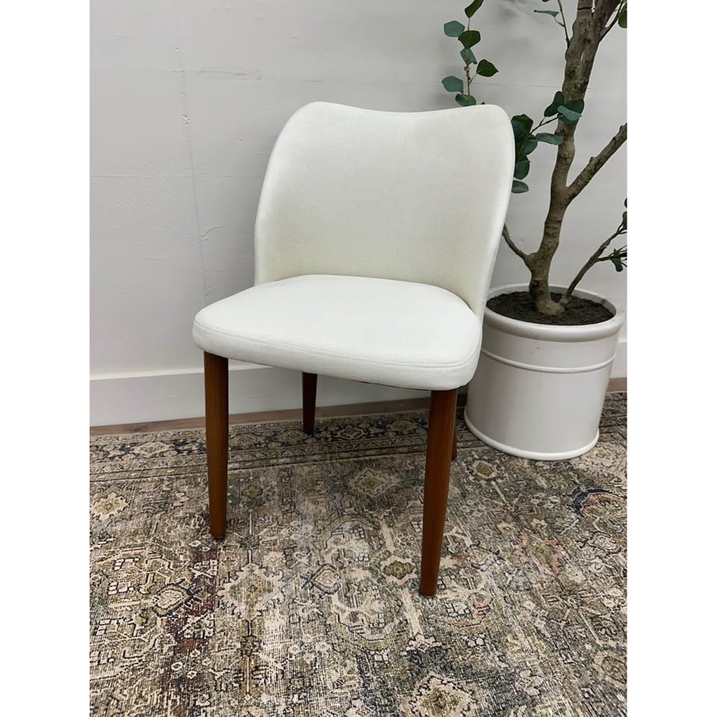 Barbara Dining Kitchen Solid Wood Legs Upholstered Ivory