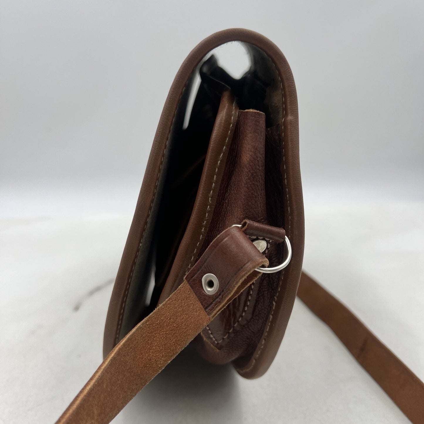 VTG Saddlebag Purse Women’s Brown Tooled Leather Camel Shoulder Bag