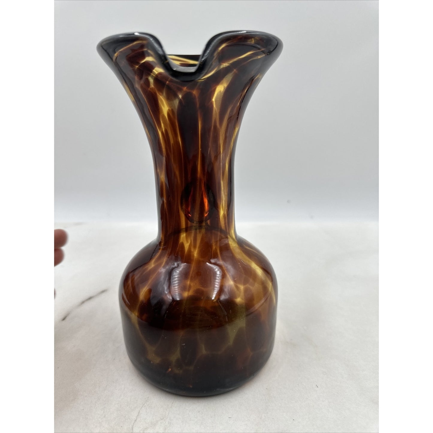 VTG Art Glass Pitcher Tortoise Amber Brown Swirl Water Applied Handle 9"