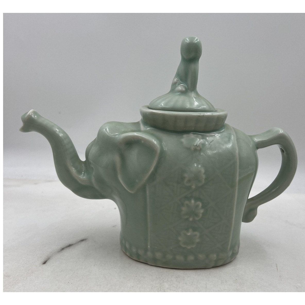 Celadon Porcelain Elephant Teapot Figural Lidded Pot Chinese Mark Relief Glaze