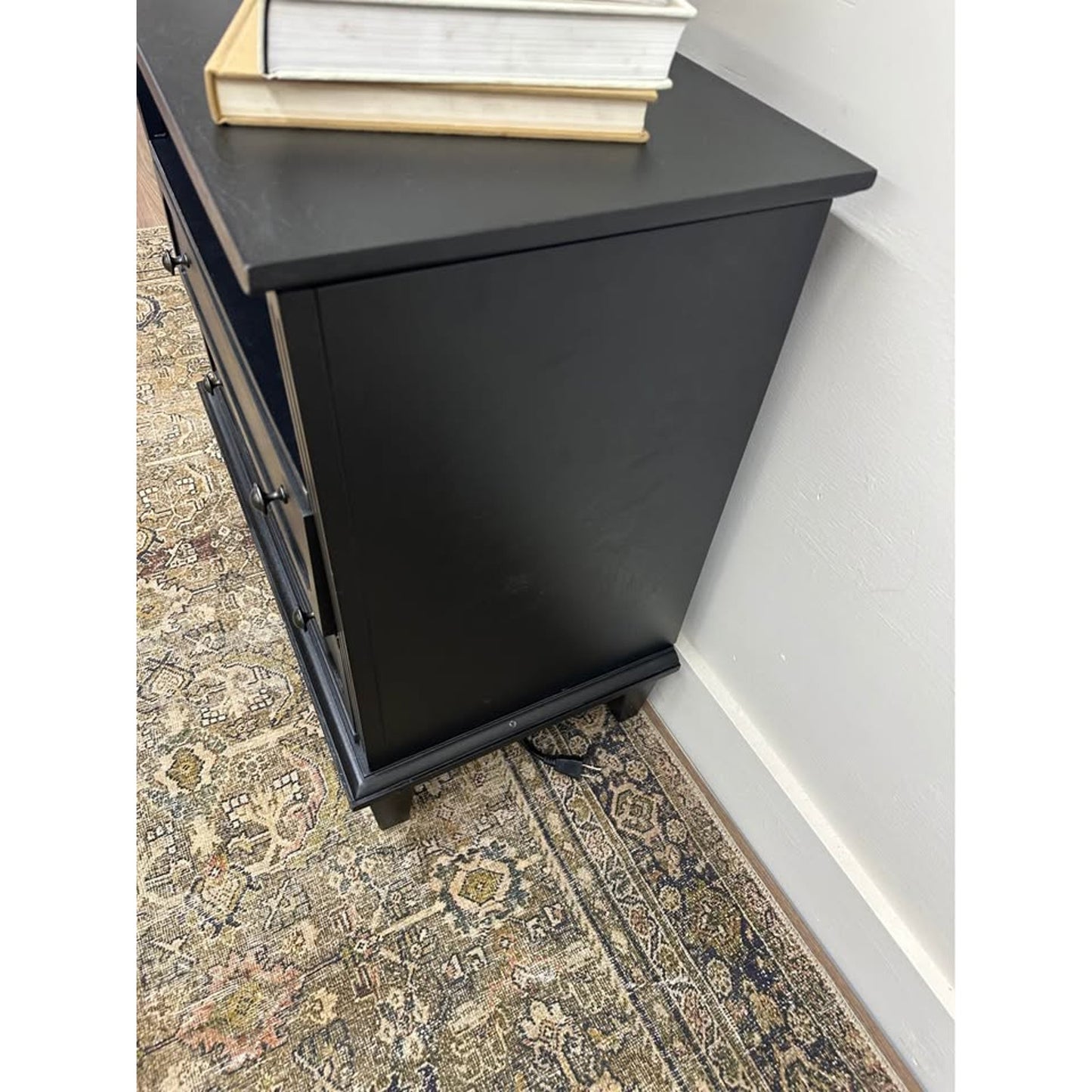 Davide 2 Drawer Nightstand Solid Wood End Table Chest Black Kona W/Charging Station