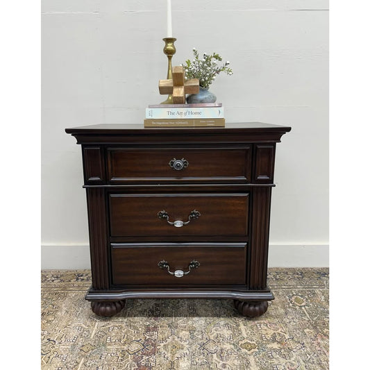 Furniture of America Malierd Traditional Bed Nghtstand Dark Wood NEW