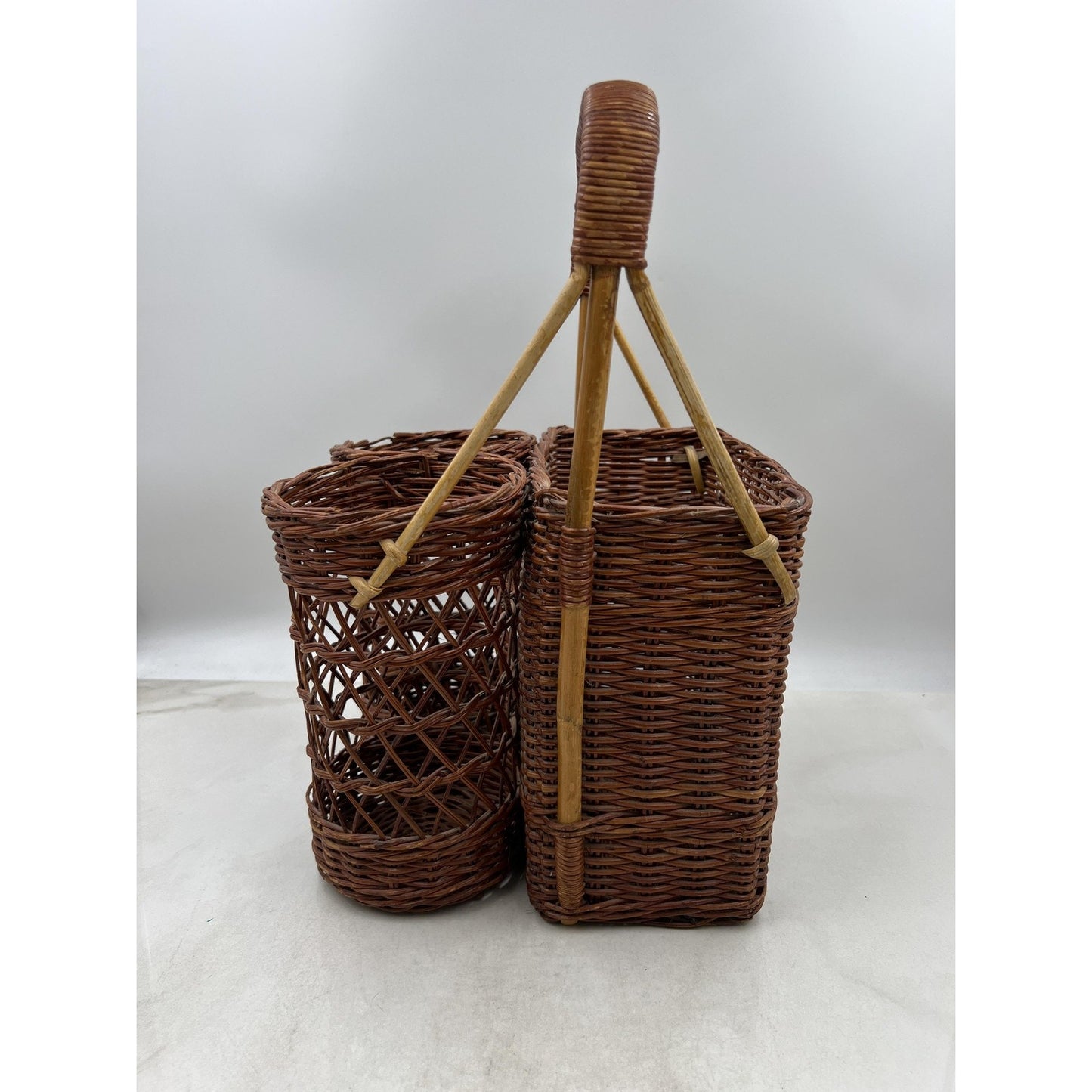 Vintage Wicker Bottle Carrier Picnic Basket Dual Cylinder Rectangular Compartmen