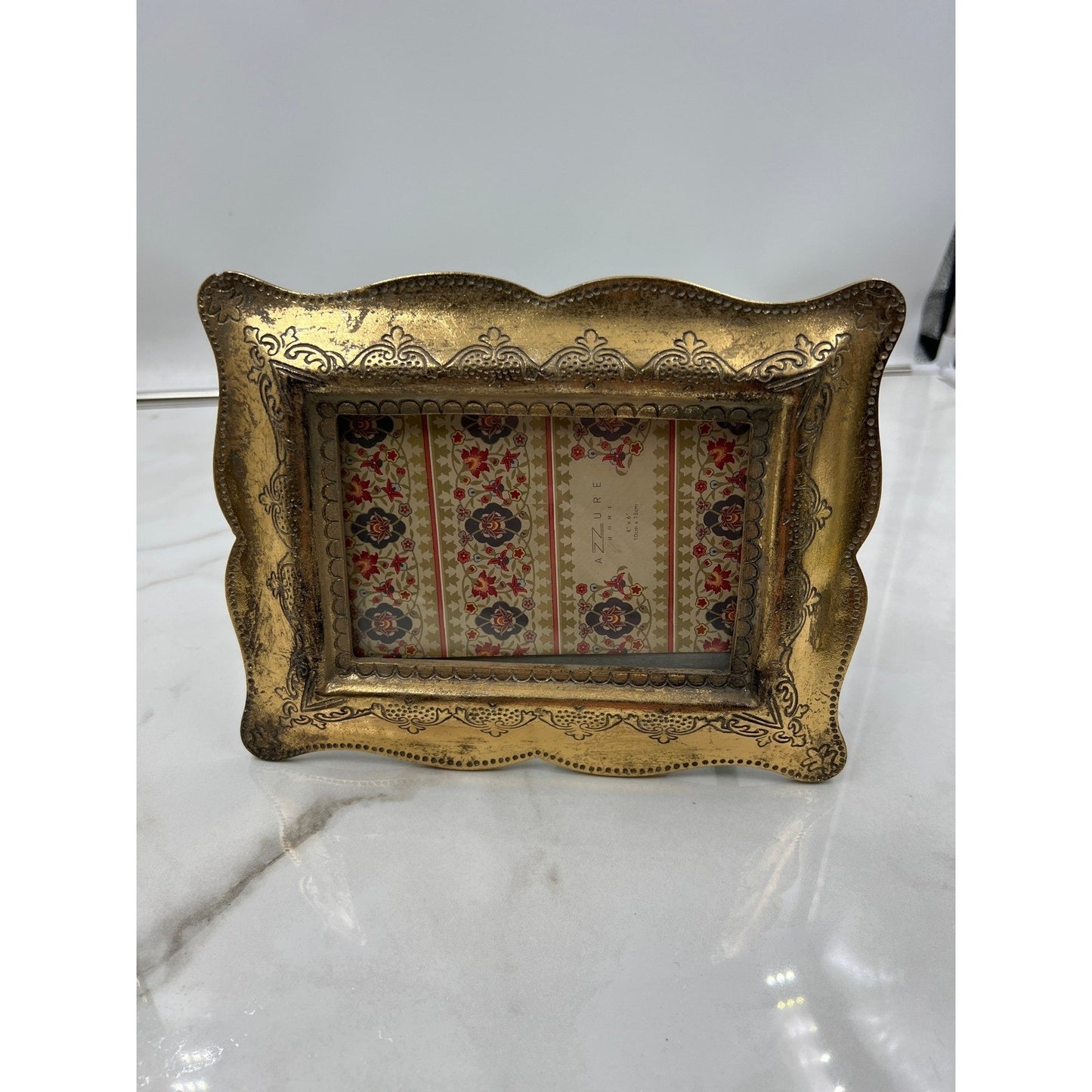 AZZURE HOME Gold Ornate Scroll Photo Frame 4x6 Tabletop Display