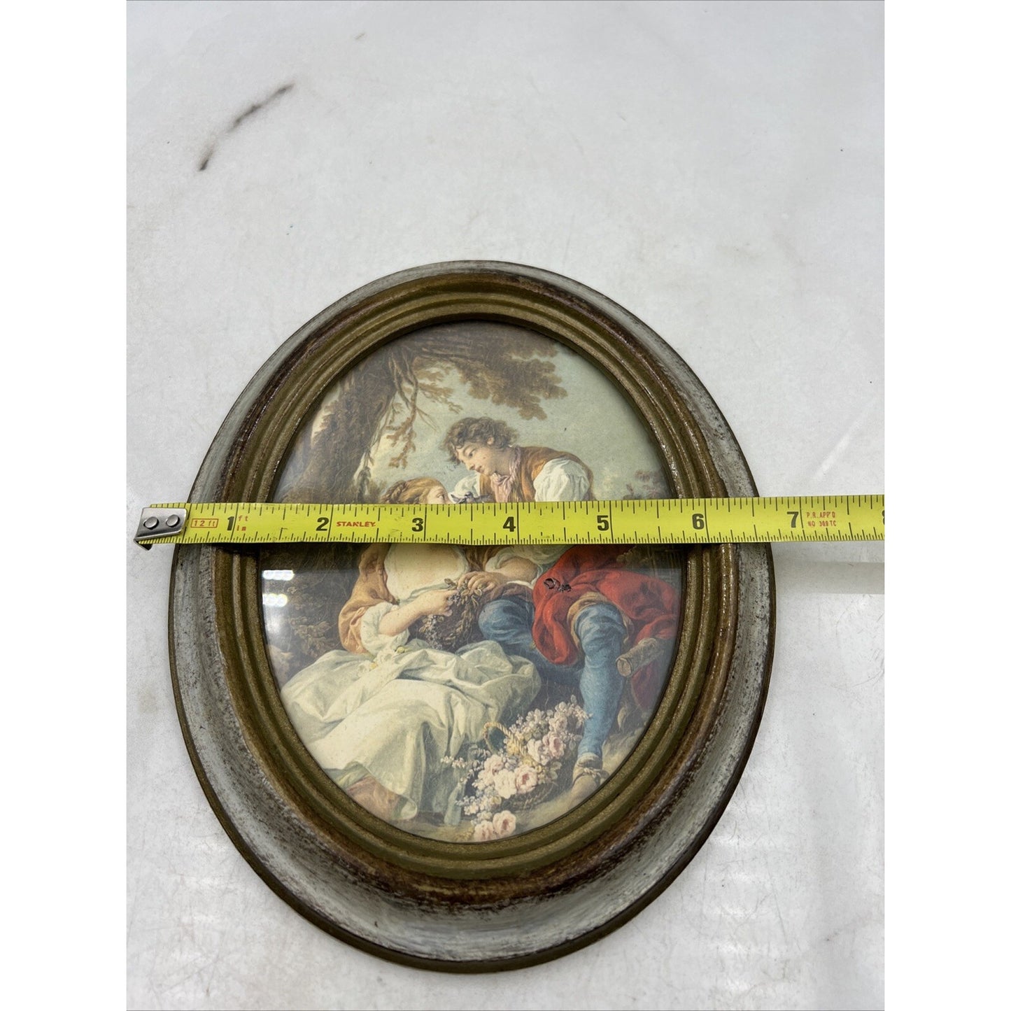 VTG Oval Picture Frame Wall Hanging Miniature Florentine Italy Couple Lovers