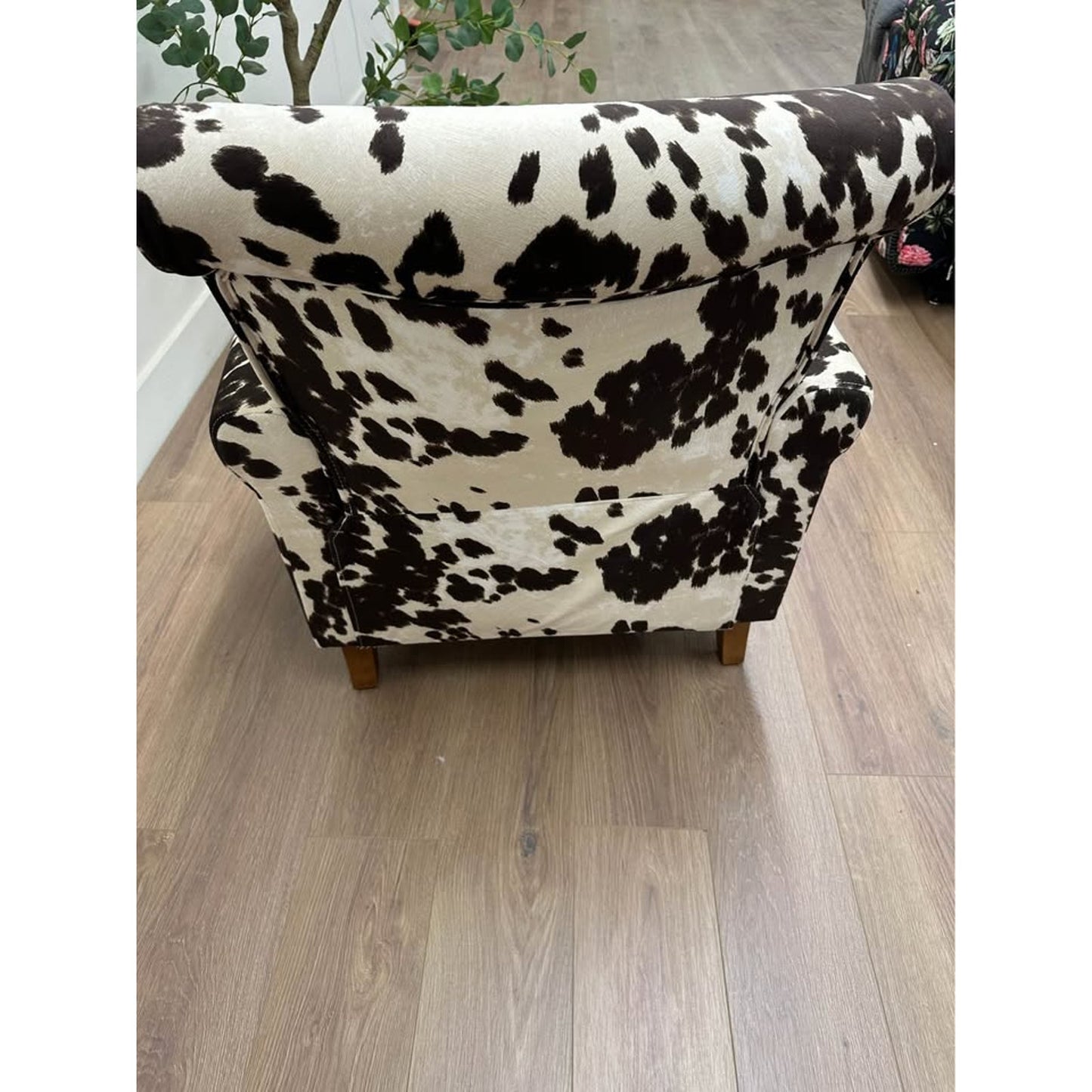 Araceli Armchair-COWHIDE Print Western Chair NEW Karat Home