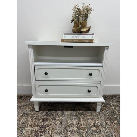 Davide 2 Drawer Nightstand Solid Wood End Table Chest Creamy White W/Charging Station
