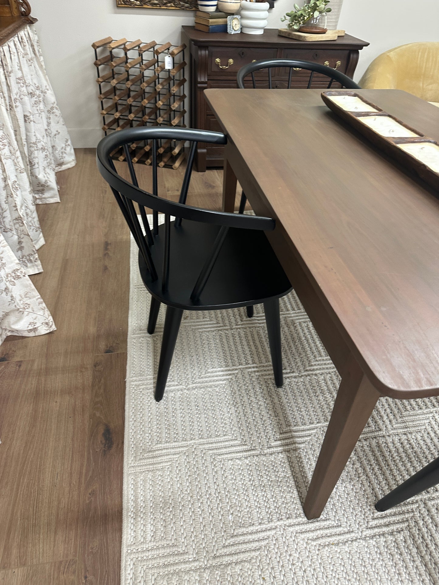 Black wishbone chairs x 4