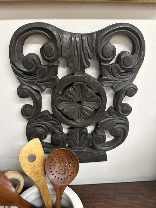 Vtg carved wood wall hanging