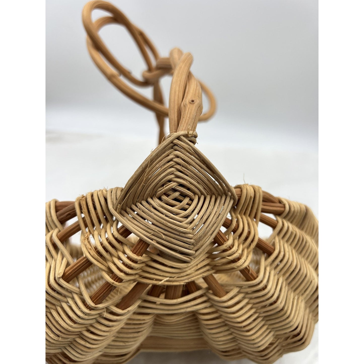 Handmade Woven Basket Boho Decor Twisted Rattan Handle Fruit Craft Display 13"