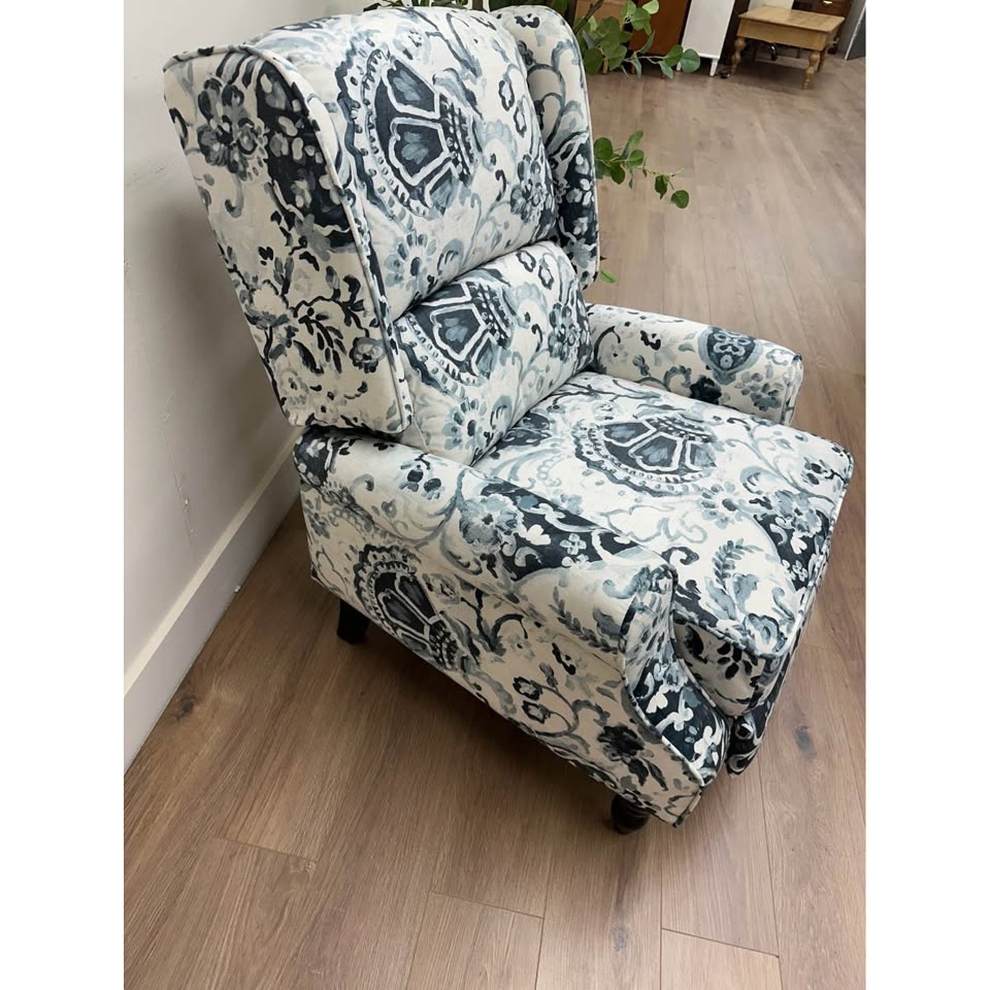 Asikli Manual Recliner Blue White Floral Upholstered Fabric New Karat Home