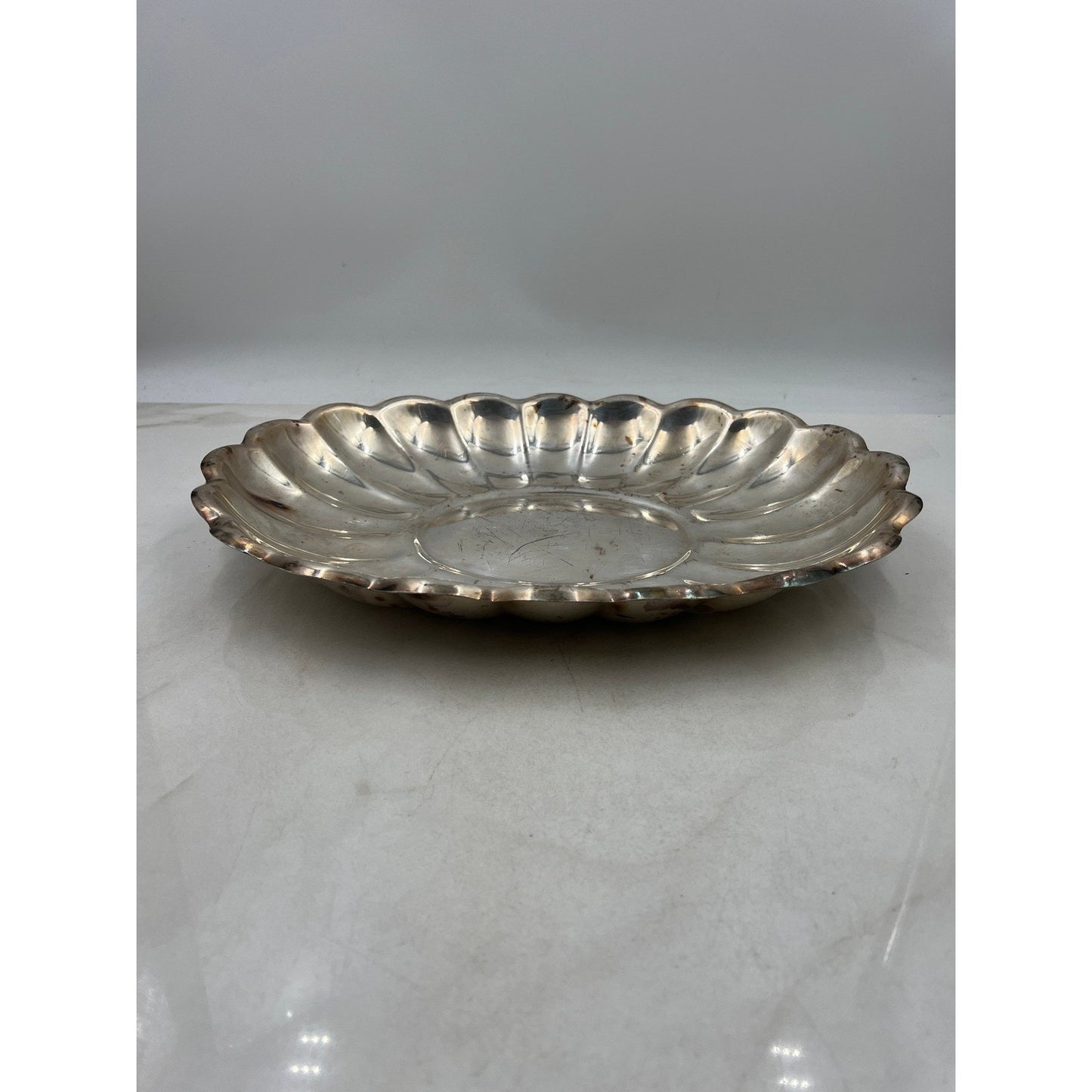 Reed & Barton Silver Plated Scalloped Edge Serving Dish 110