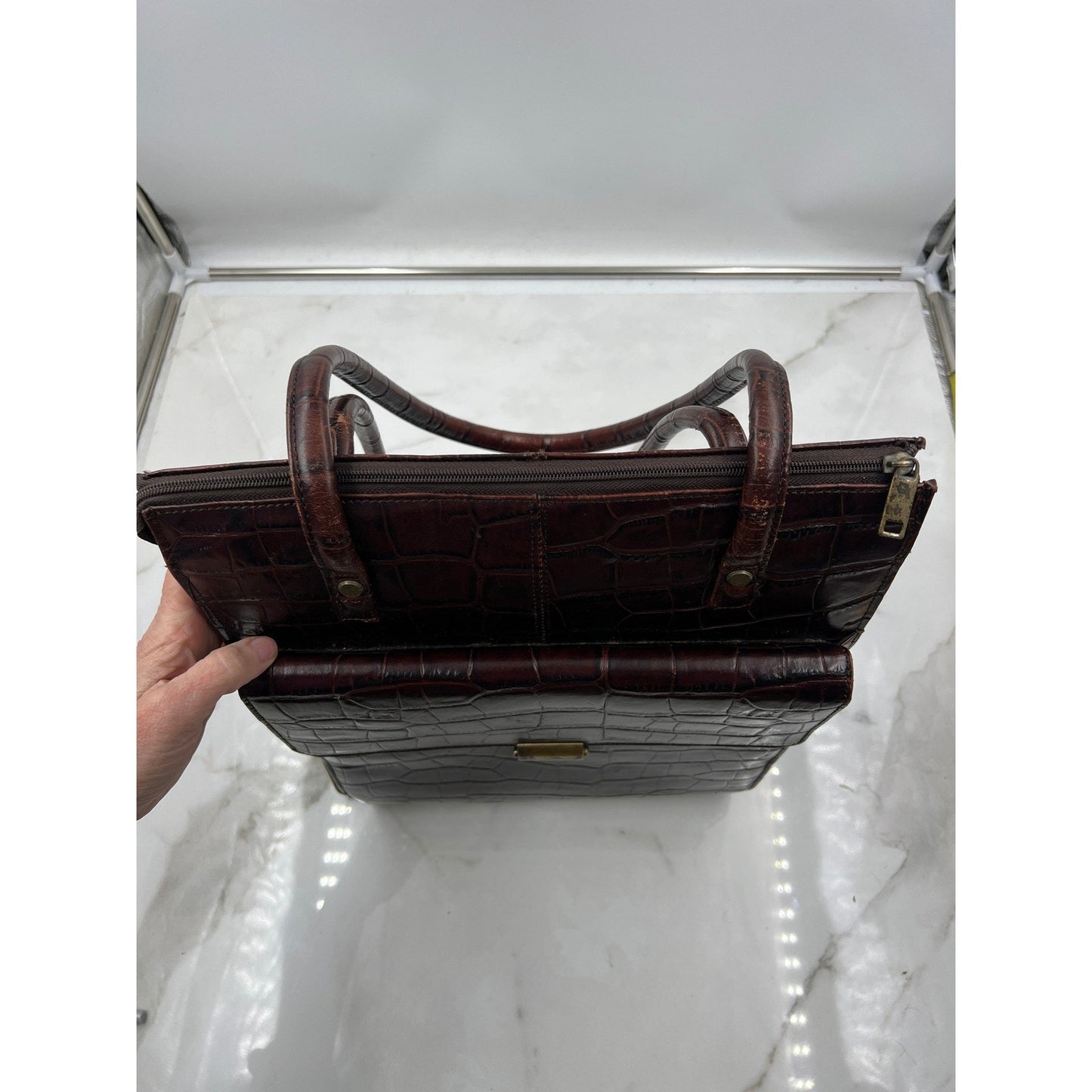 VTG Wilsons Brown Crocodile Embossed Leather Tote Bag Structured Shoulder Purse