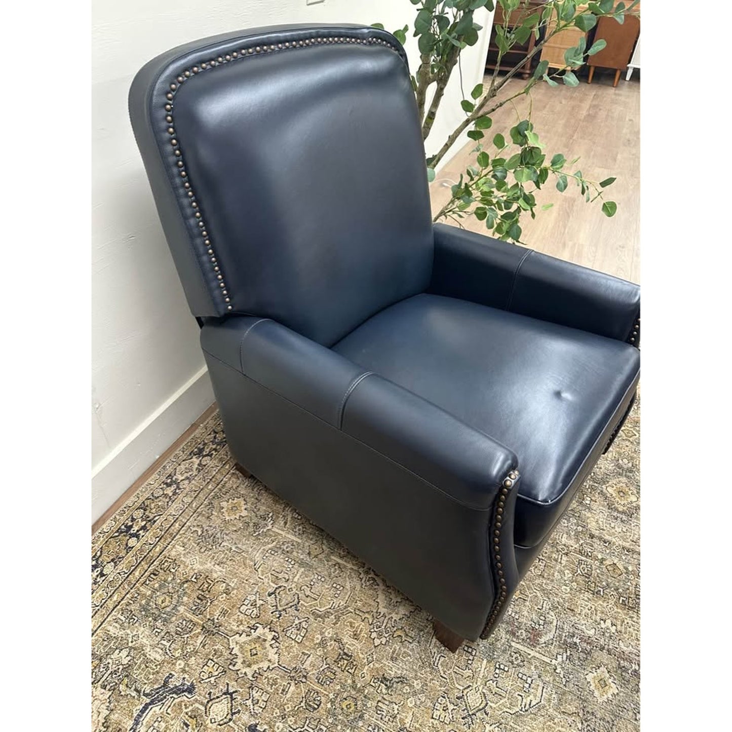 Amil Genuine Leather Recliner-NAVY Armchair Nailhead Trim