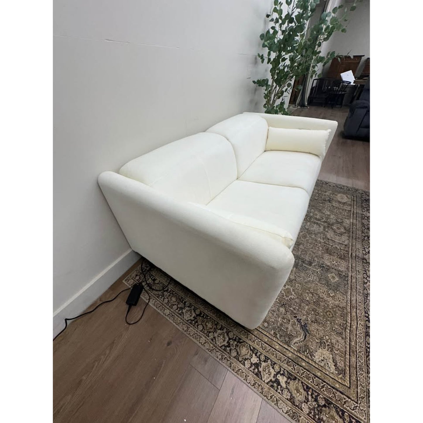 Sofa Couch Power Reclining with Power Headrest Ivory Side Pillows