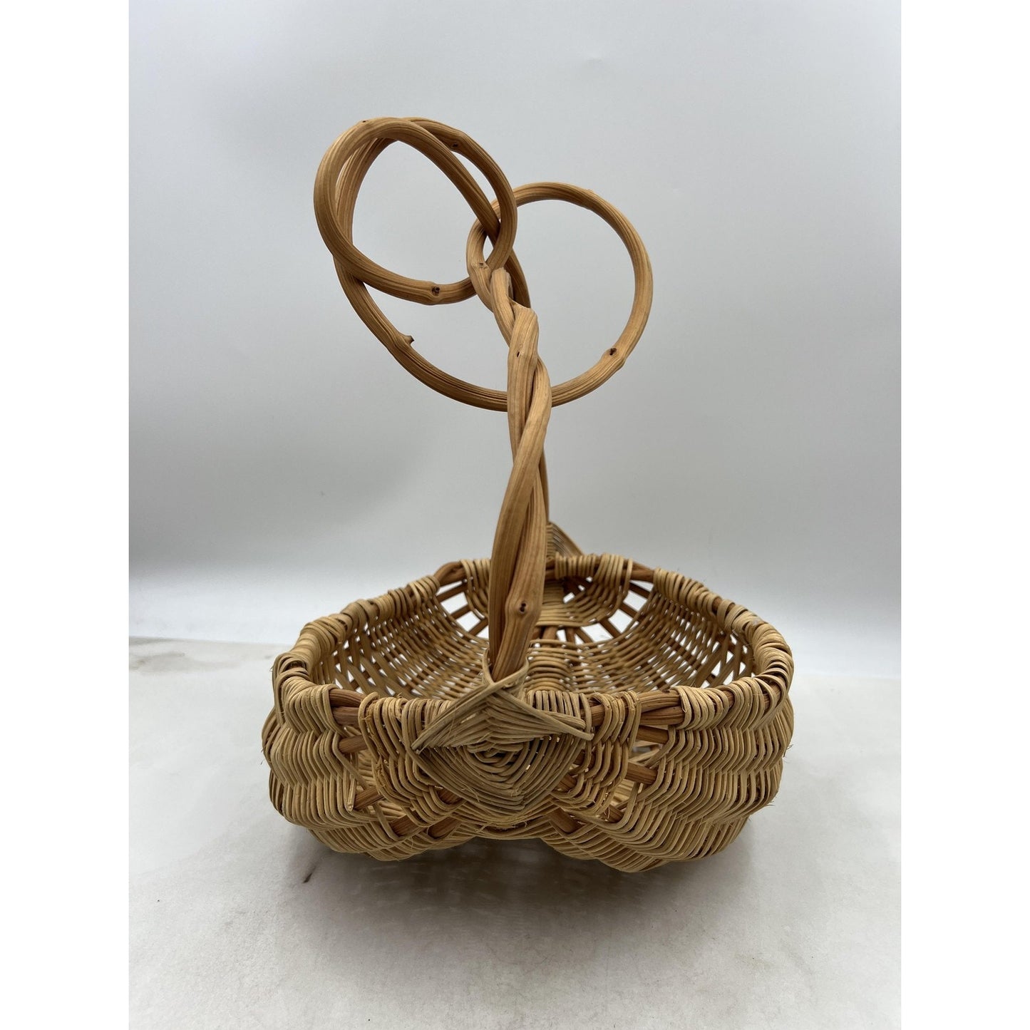 Handmade Woven Basket Boho Decor Twisted Rattan Handle Fruit Craft Display 13"