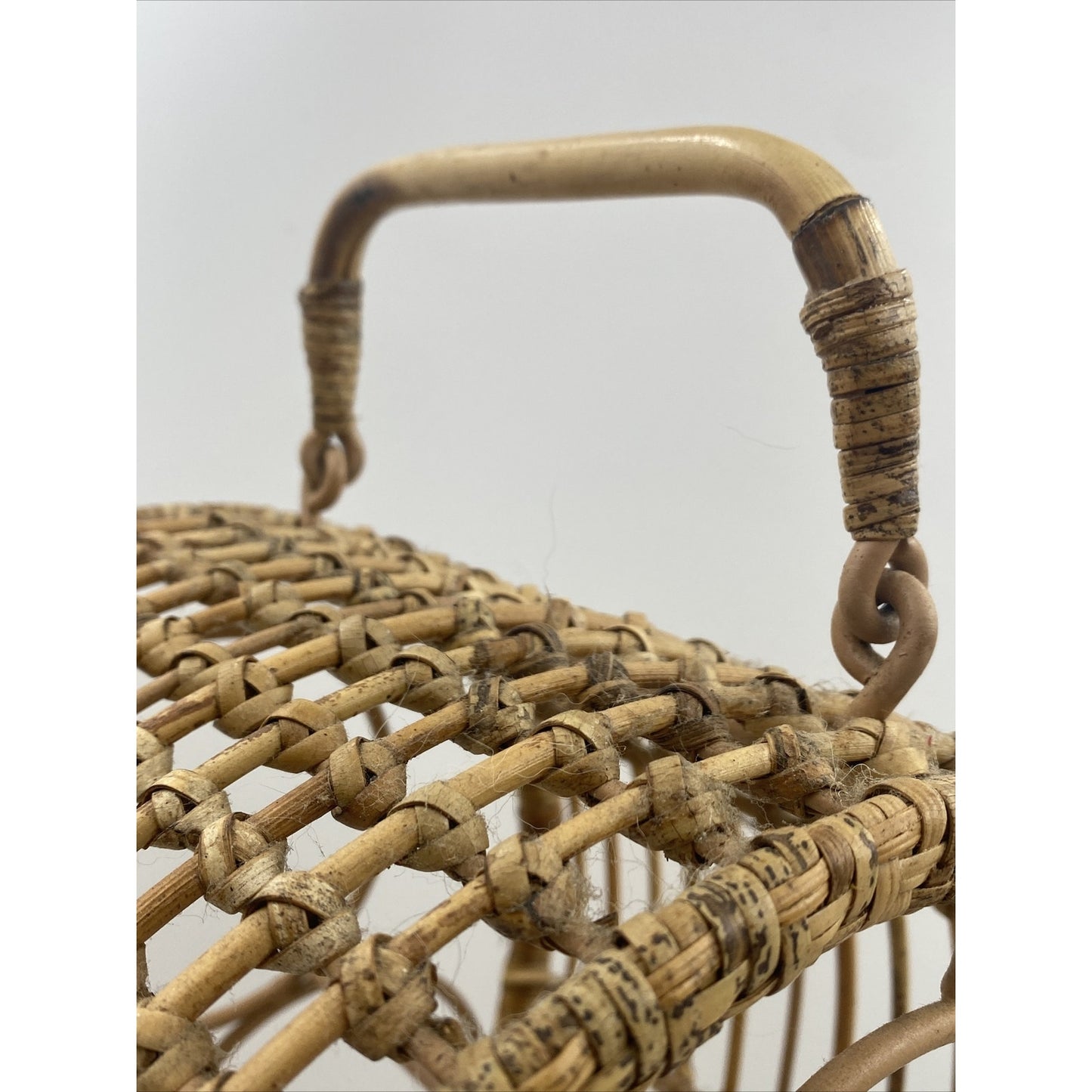 VTG Wicker Wine Rack Freestanding 7 Bottle Bamboo Holder 18" Tall Boho Hippie