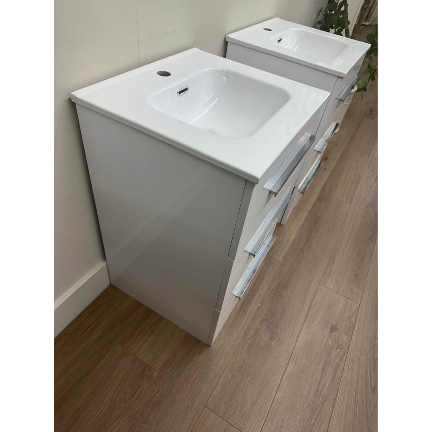 Marlaya 20" High Gloss White Silver Accents Bathroom Vanity w/Sink Set of 2