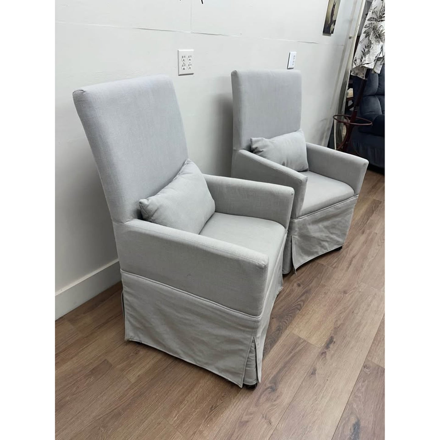 Gray Slipcovered Arm Chairs Dining Chairs Kitchen Chair Caster Wheels w/Pillows