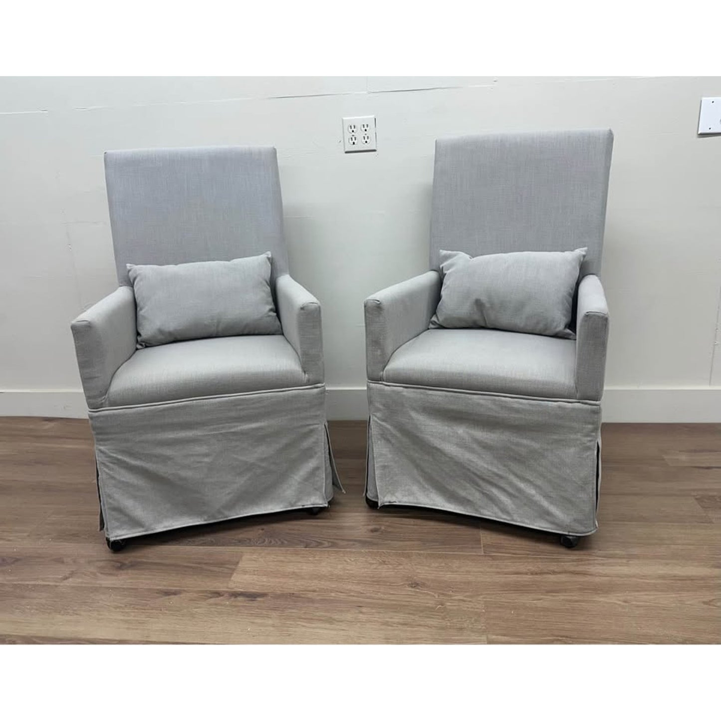 Gray Slipcovered Arm Chairs Dining Chairs Kitchen Chair Caster Wheels w/Pillows