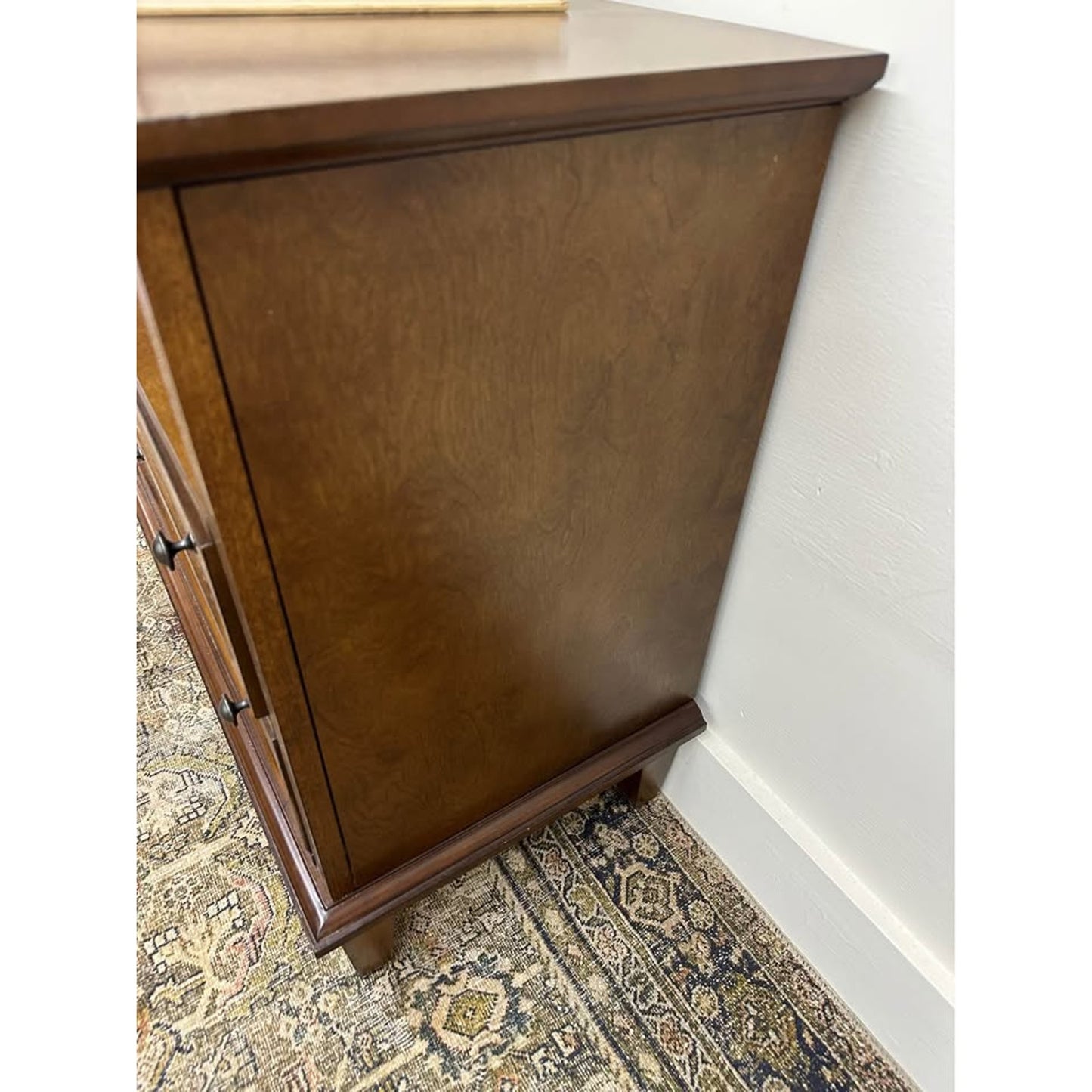 Davide 2 Drawer Nightstand Solid Wood End Table Chest Walnut W/Charging Station